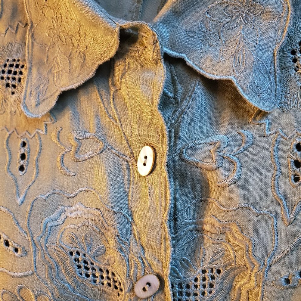 Kial Embroidered Collared Jacket - Picture 15 of 16